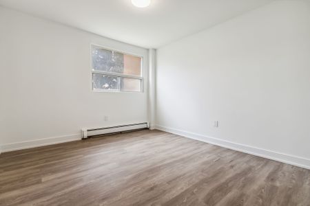 For Lease - 1560 Adelaide Street Unit# 112, London North, Ontario - Photo 5