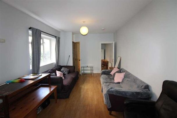 Cedar Road, Southampton, SO14 - Photo 1