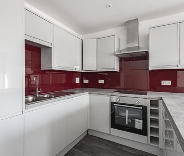 41B Station Approach, West Byfleet - 2 bedrooms Property for lettin... - Photo 4