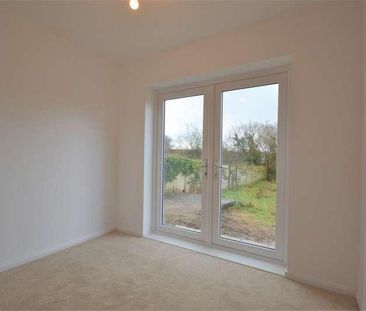 Woodlands Park, Kenfig Hill, Bridgend, CF33 - Photo 2