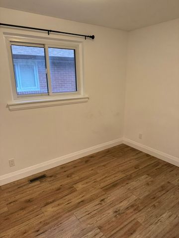 For Lease - 744 Hillcrest Road, Pickering, Ontario - Photo 3