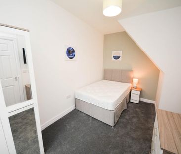 1 bed Room for Rent - Photo 2