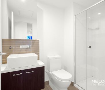 TWO-BEDROOM APARTMENT WITH PANORAMIC CITY VIEWS - UNFURNISHED - Photo 6