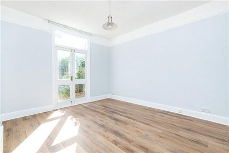 4 bedroom terraced house to rent - Photo 2