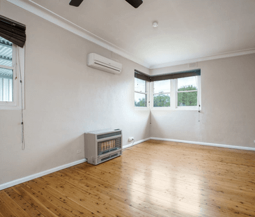 BEST VALUE PROPERTY! First Week RENT FREE! - Photo 1