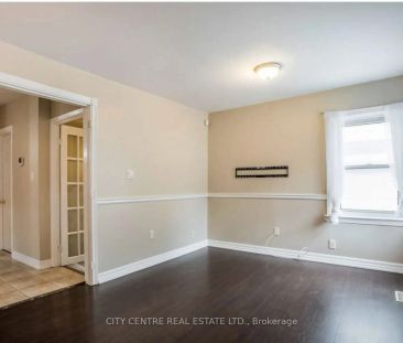 Detached Home For Lease | W9248183 - Photo 5