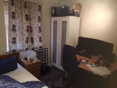 6 bedroom terraced house to rent - Photo 5