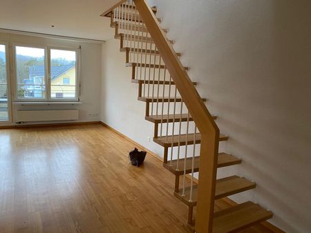 "Charmante 2.5-Zimmer-Maisonettewohnung zur Zwischenmiete" - Photo 3
