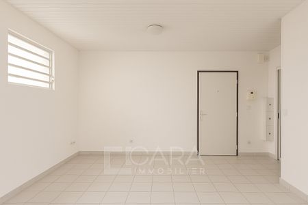 Location Appartement 2 pièces 47m² CAYENNE 97300 - Photo 3