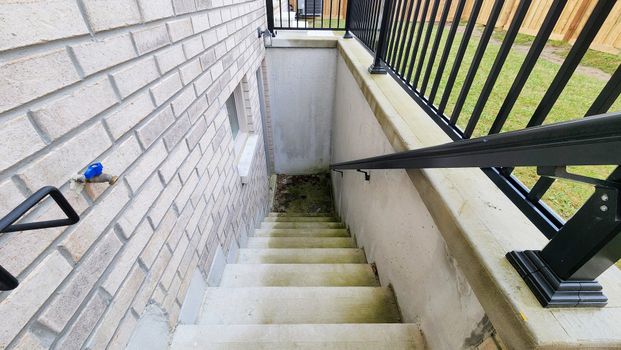 For Lease - 234 Wesmina Avenue, Whitchurch-Stouffville, Ontario - Photo 1