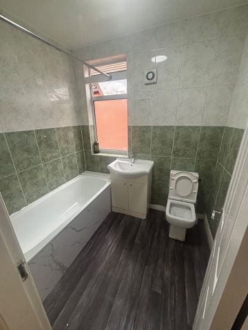 Room in a Shared House, East Park Road, LE5 - Photo 2