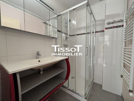 Location Appartement 3 pièces 55m² NIMES 30000 - Photo 3