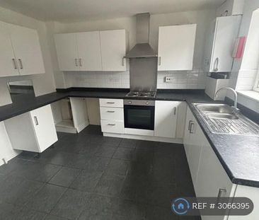 2 bedroom semi-detached house to rent - Photo 4