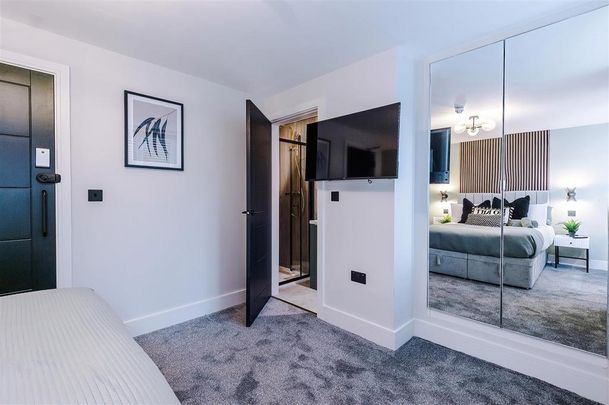 Studio to rent - Photo 1