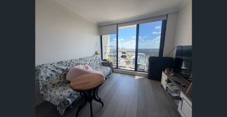 Fully furnished with views one bed one car in st leonards - Photo 3