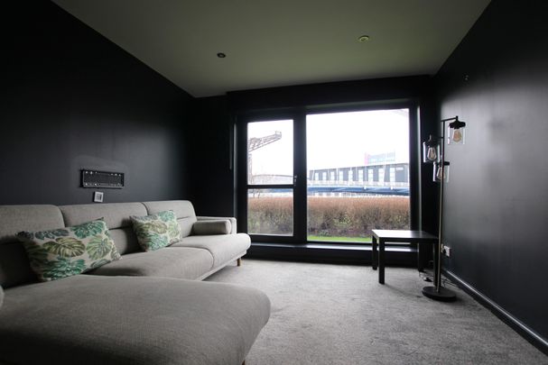 Mavisbank Gardens, Festival Park, Glasgow - Photo 1