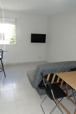 Location Appartement 1 pièce 26m² CLERMONT FERRAND 63000 - Photo 2