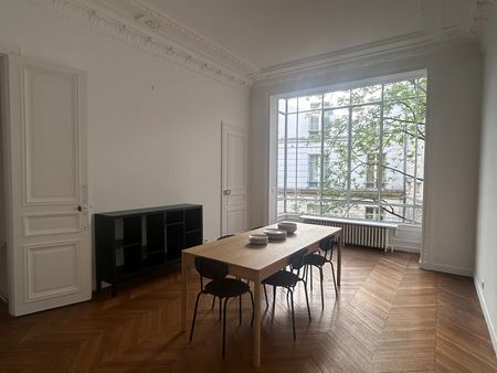 Location Appartement 5 pièces 148m² - Photo 4