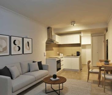 Perfectly Located One Bedroom Apartment - Photo 2