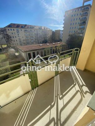 möbliertes Zimmer in 4er-Wohngemeinschaft *Top-Lage!* - Photo 1