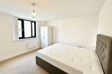 2 bedroom apartment to rent - Photo 3