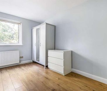 Ridge House, Kingston Upon Thames, KT2 - Photo 4