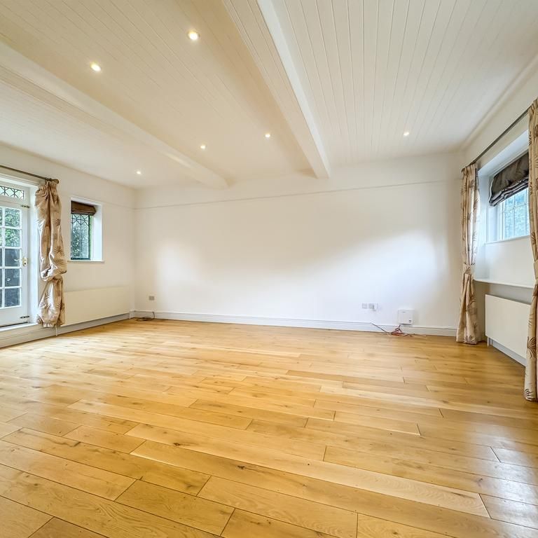 3 bedroom terraced house to rent - Photo 1