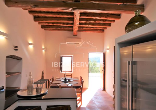 Authentic Finca with Pool in San Mateo, Ibiza for Rent