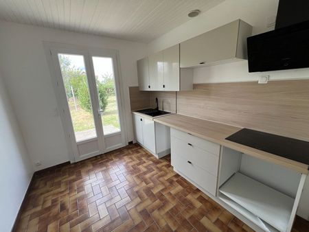 Location Maison 3 pièces 69m² - Photo 2