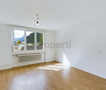 Sonnige 2.5-Zimmer-Wohnung mit Idylle in Luchsingen - Photo 3