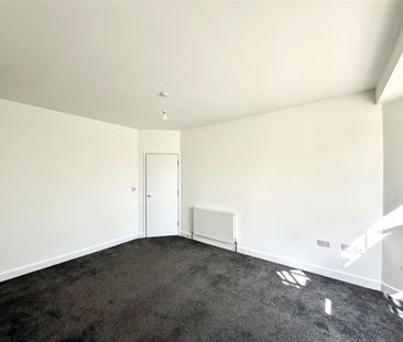 Devonshire Road, Bexhill-On-Sea, TN40 1AS - Photo 5