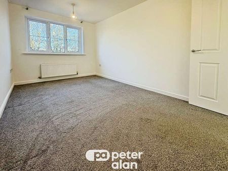 Skylark Road, North Cornelly, Bridgend, CF33 - Photo 5