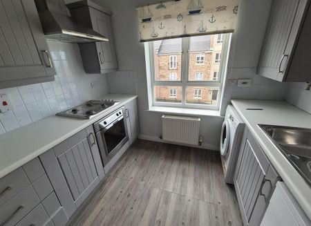 2 bedroom flat to rent - Photo 3