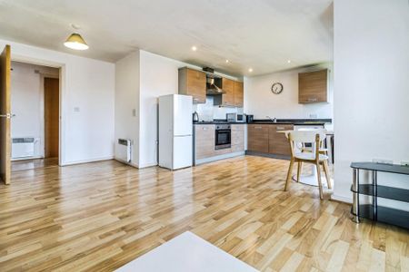 2 bedroom apartment to rent - Photo 5