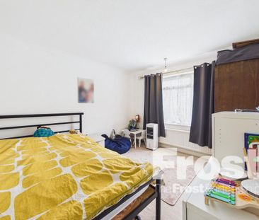 2 bedroom maisonette to rent - Photo 2