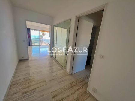 Location AppartementGolfe-Juan - Photo 5