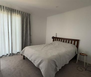 Modern 3-Bedroom Home with 2 Bathrooms in Hobsonville - Photo 6