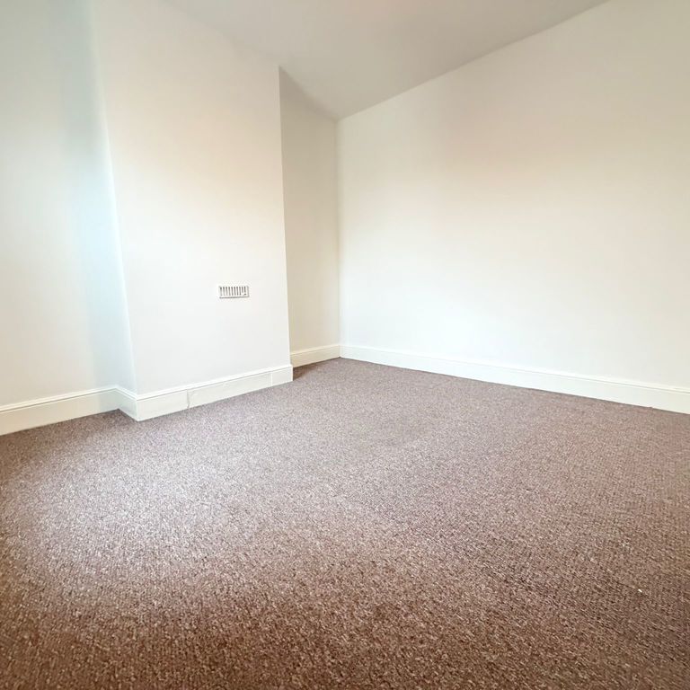 Widden Street, Gloucester - Photo 1