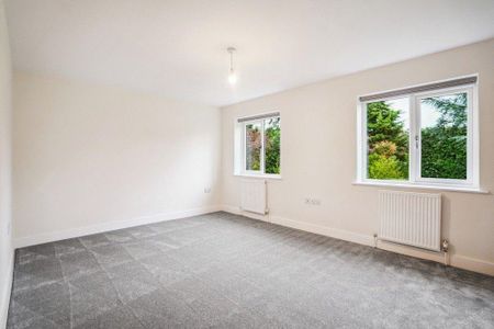 5 bedroom detached house to rent - Photo 4