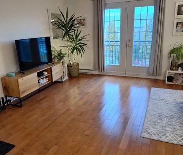 Grand 4 1/2 style condo - Photo 2