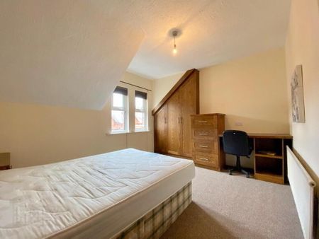 39 Elaine Street, Belfast, BT9 5AR - Photo 4