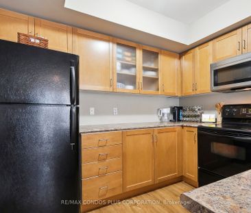 Condo Townhouse For Lease | C8058018 - Photo 5