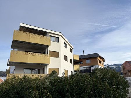 Magnificent attic apartment in a small PPE - Photo 4