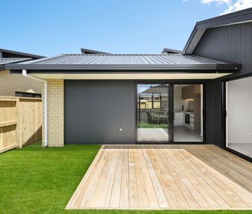 Brand New 2-Bed, 2-Bath Home – Ascot Road, Chartwell Discover moder... - Photo 3