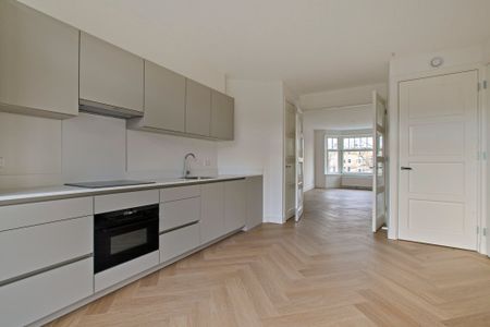 Te huur: Appartement Van Tuyll van Serooskerkenweg 111 3 in Amsterdam - Photo 4