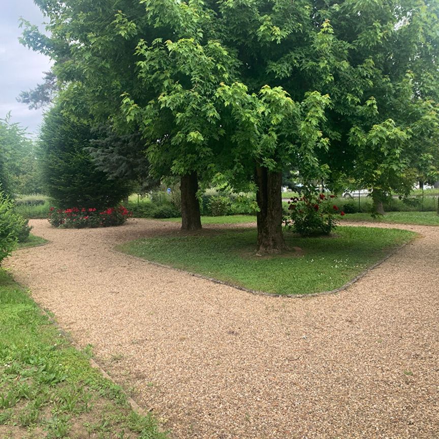 T1 de 30m2 au sol résidence sécurisée avec parking - Photo 1