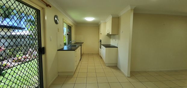 15 Swan Street, 4737, Armstrong Beach Qld - Photo 1