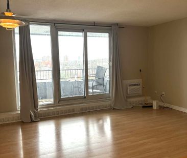 For Lease - 1785 Frobisher Drive Unit# 1009, Alta Vista and Area, O... - Photo 1