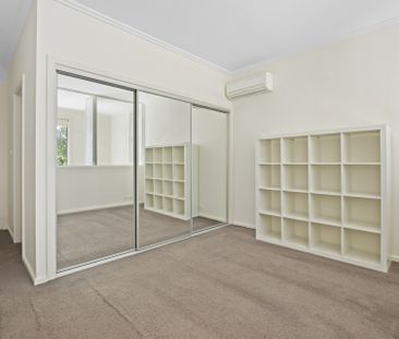 Fully Furnished One-Bedroom Townhouse In The Heart Of Braddon - Photo 2