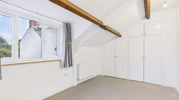 2 bedroom semi-detached house to rent - Photo 1